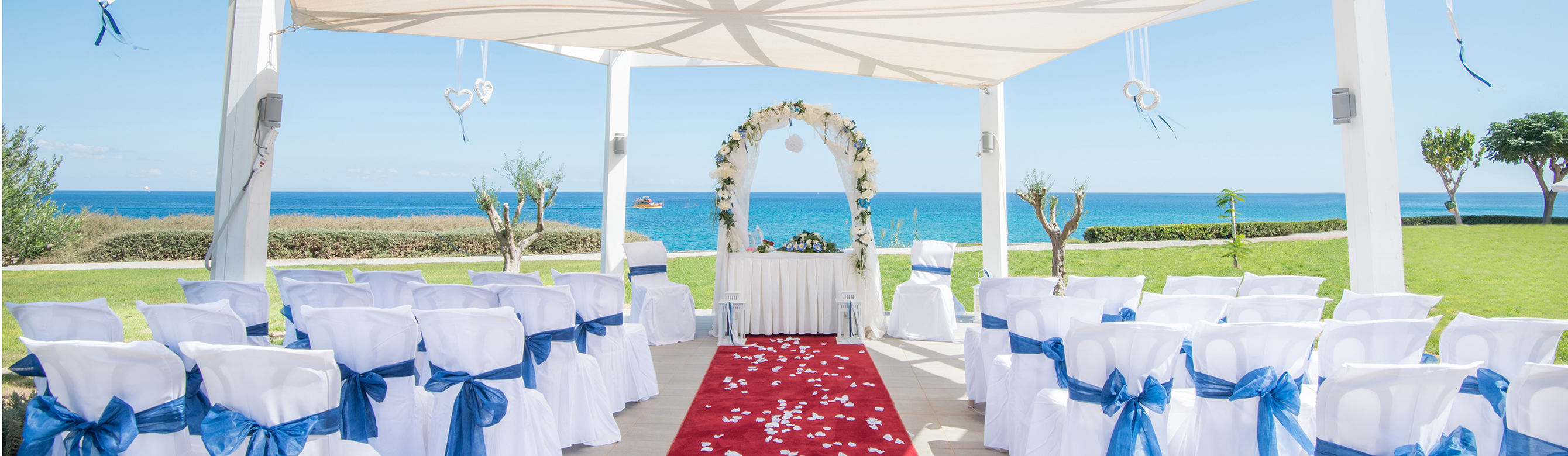 Book your wedding day in Pernera Beach Hotel